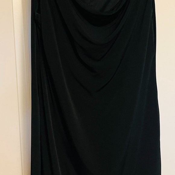 Black Dress Ivanka Trump - Picture 2 of 15